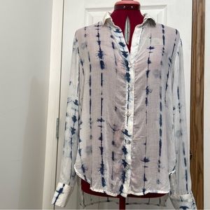 Bella Dahl women half white and blue stripes long sleeves blouse. Size S. Used.